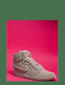 Cartonic 3D Pussel SNEAKER - Träfigurer