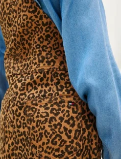 DUNGAREE DRESS DENIM LEOPARD AOP - Ärmlösa vardagsklänningar