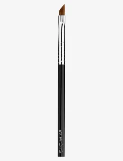 E06 Winged Liner™ - Beauty