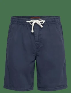 ESSENTIALS WALK SHORT - Casual shorts