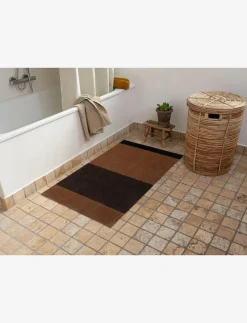 Floormat/carpet cognac stripes 67x120 cm - Badrumsmatta
