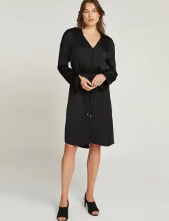 HAMMERED SATIN V NECK DRESS - Korta klänningar