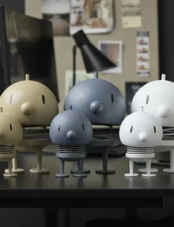 Hoptimist Speaker - Skulpturer & Porslinsfigurer