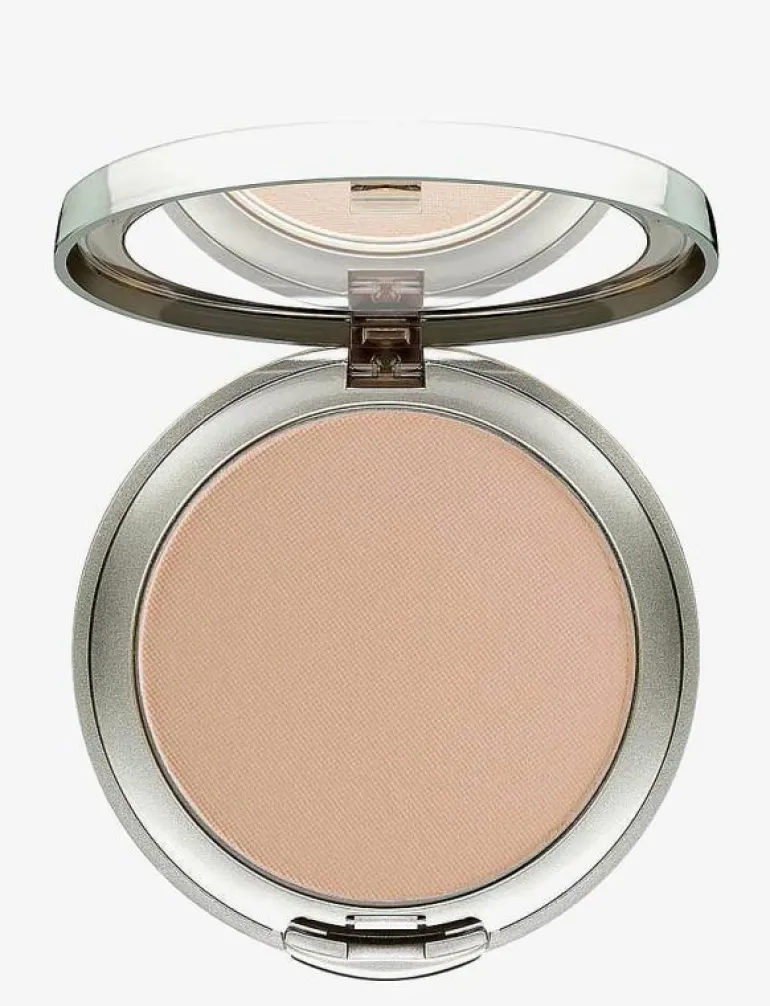 Hydra Mineral Compact Foundation 65 Medium Beige - Ansikte