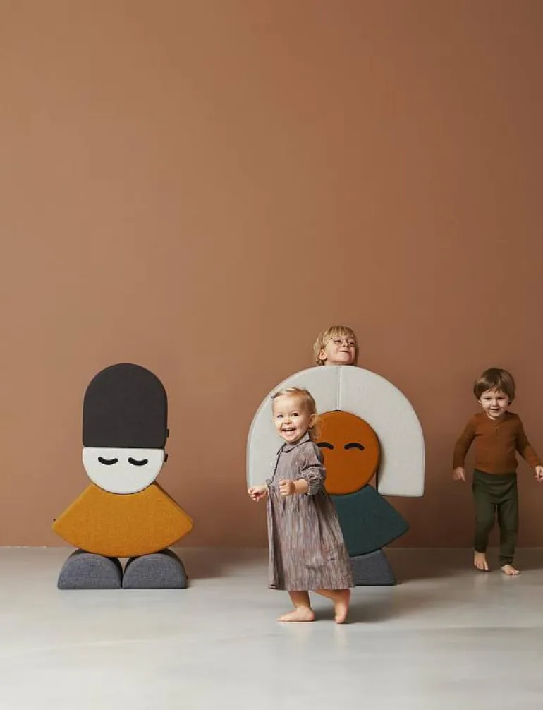 KK Mrs. Circle Face - Mustard Brown - Motorikleksak
