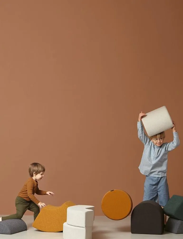 KK Mrs. Circle Face - Mustard Brown - Motorikleksak