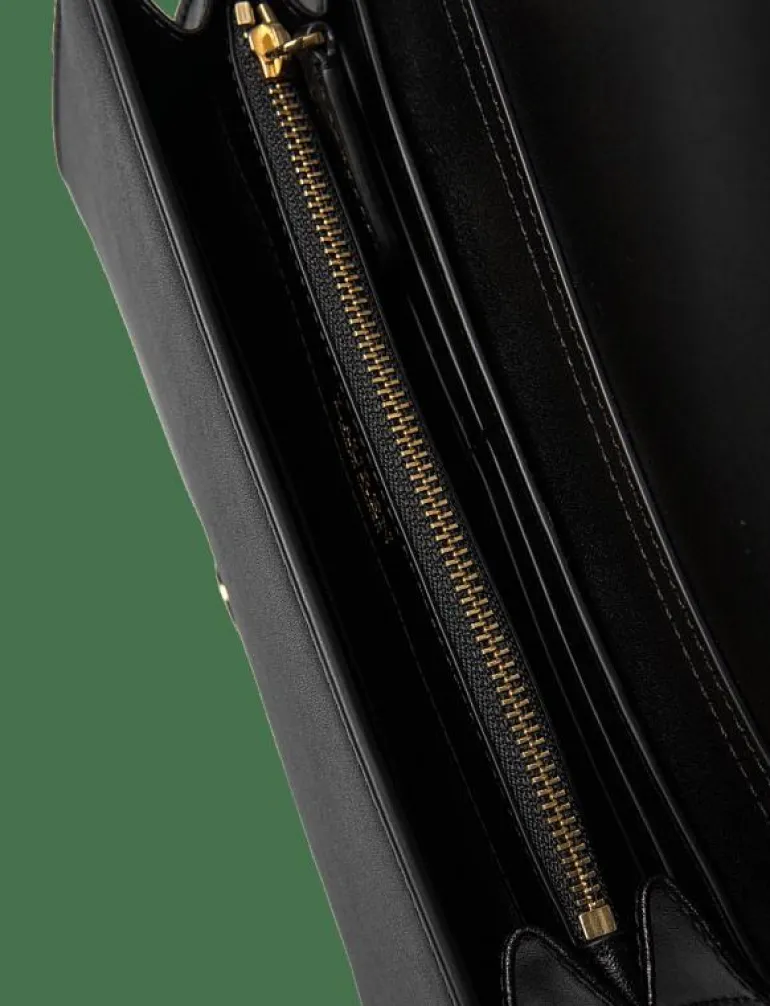 Leather Medium Adair Crossbody - Kuvertväskor