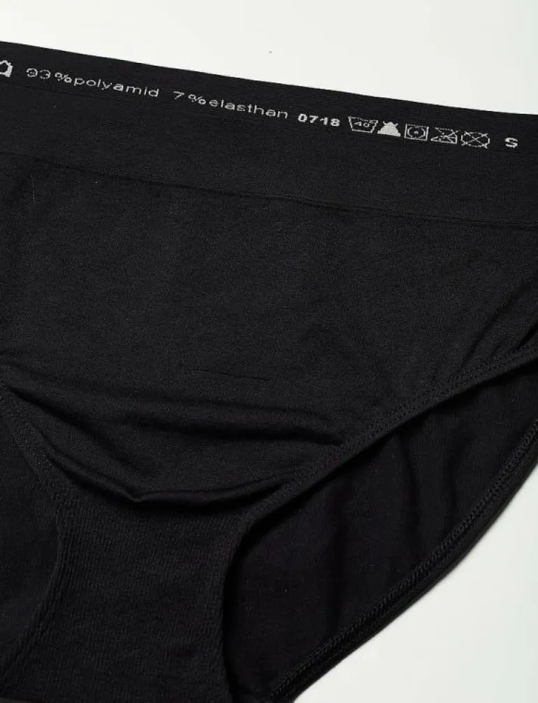 Lucia tai - Briefs