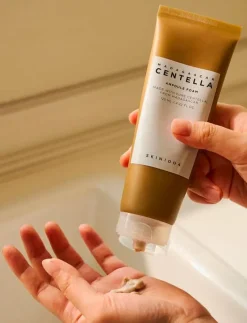 Madagascar Centella Ampoule Foam - Ansiktsrengöring