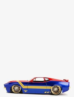 Marvel Captain Marvel 1973 Ford Mustang Mach med Figur 1:24 - Leksaksbil