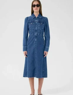 NaavaIW Dress - Midiklänningar
