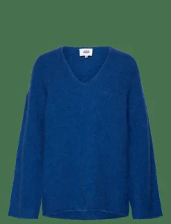 Nessia Knitted Sweater - Stickat