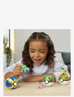 Pokémon Grass-Type Trainer Team Building Toy Kit, 4 Action Figures (118 Pieces) for Kids - Byggsats
