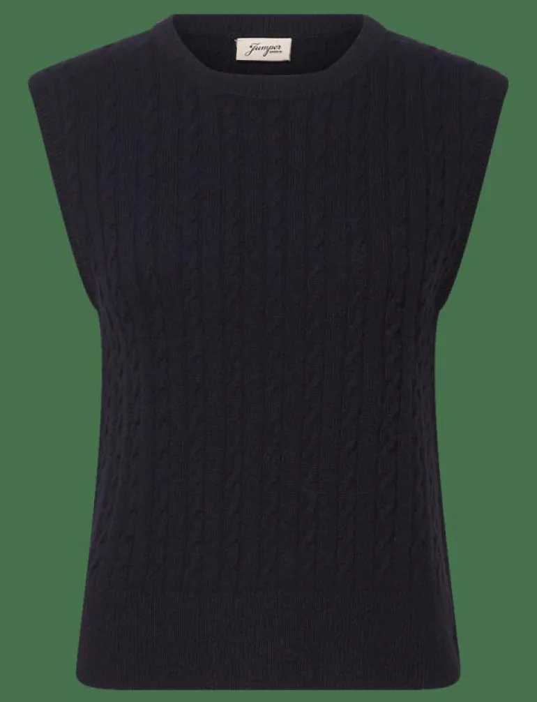 Ria Vest - Stickade västar