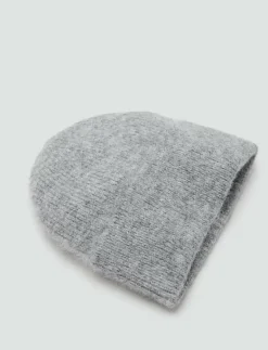 Rib-knit cap - Mössor