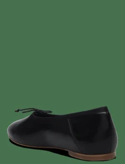 Sacha - Ballerinas