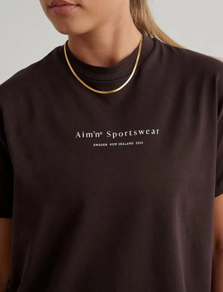 Serif Boyfriend T-shirt - T-Shirts