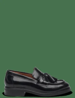 Shoes - Loafers