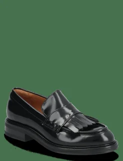 Shoes - Loafers