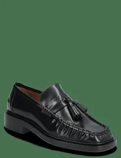 Shoes - Loafers