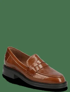Shoes - Loafers