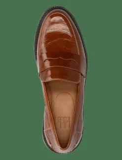 Shoes - Loafers