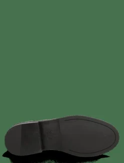 Shoes - Loafers