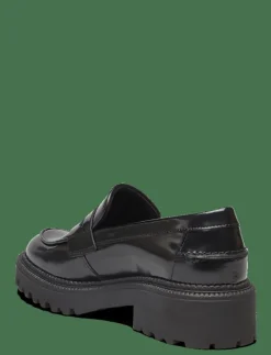 Shoes - Loafers