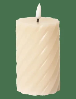 Spiralled LED pillar candle - Dekoration