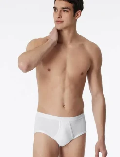 Sportsbrief - Briefs