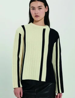 Stilla blocking knit top - Stickat