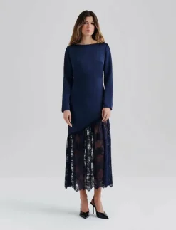 Suki Diagonal Cut Lace Midi Dress - Midiklänningar