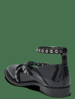 Thyra - Ballerinas