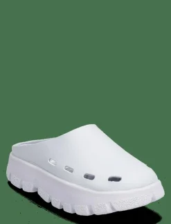 Trek Closed Sandal - Clogs