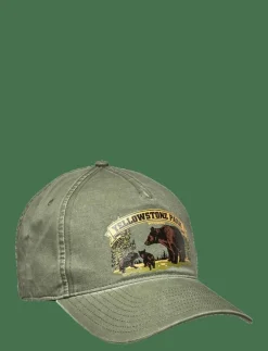 Yellowstone National Park Trailhead Canopy - Kepsar